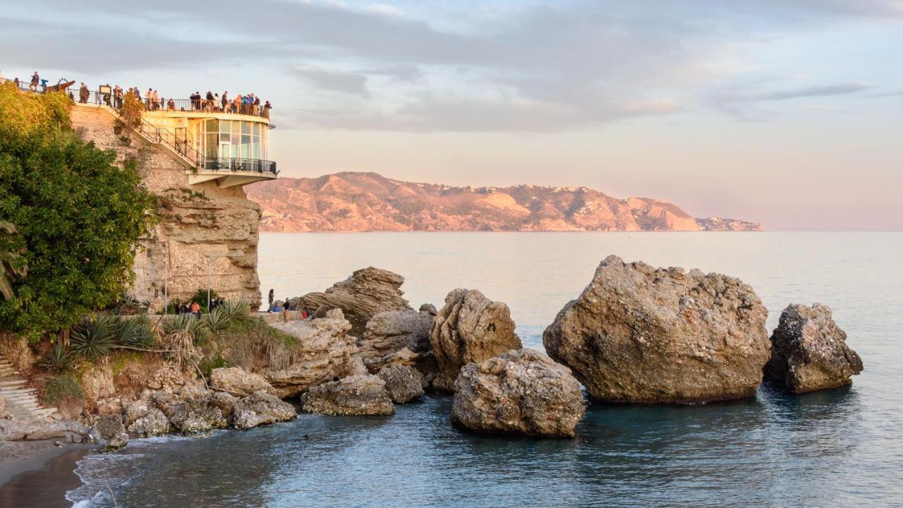 Studios Nerja Center E المظهر الخارجي الصورة