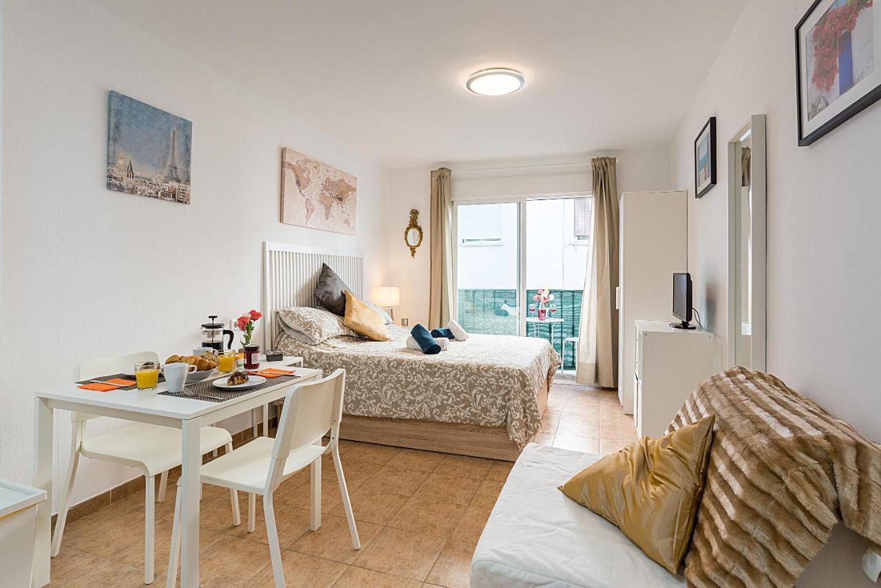 Studios Nerja Center E المظهر الخارجي الصورة